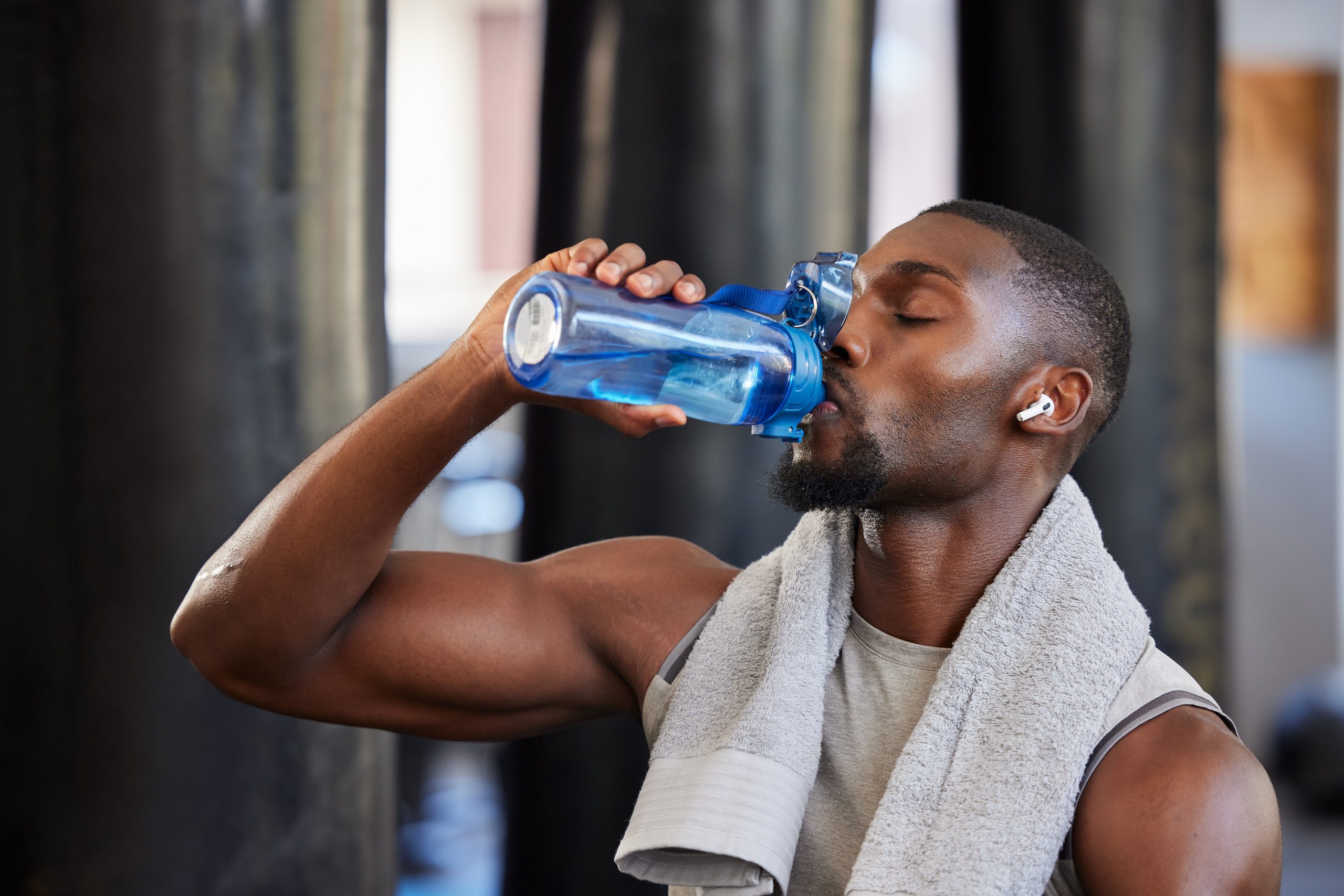 Hydration and Brain Health: Why Water Is Essential for Healthy Aging